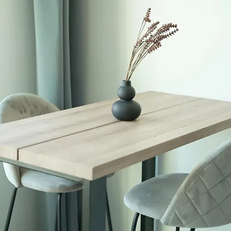 Norden Homes With Free Parking *