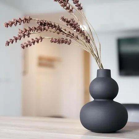 Norden Homes With Free Parking *